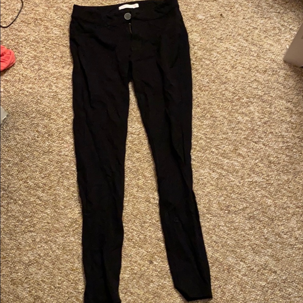 Black skinny jeans